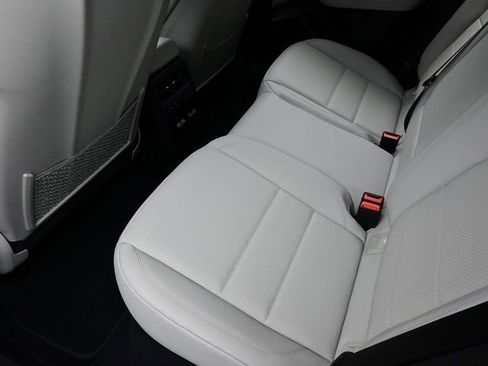 New 2026 Porsche Macan 4S Electric AWD/4WD image 15
