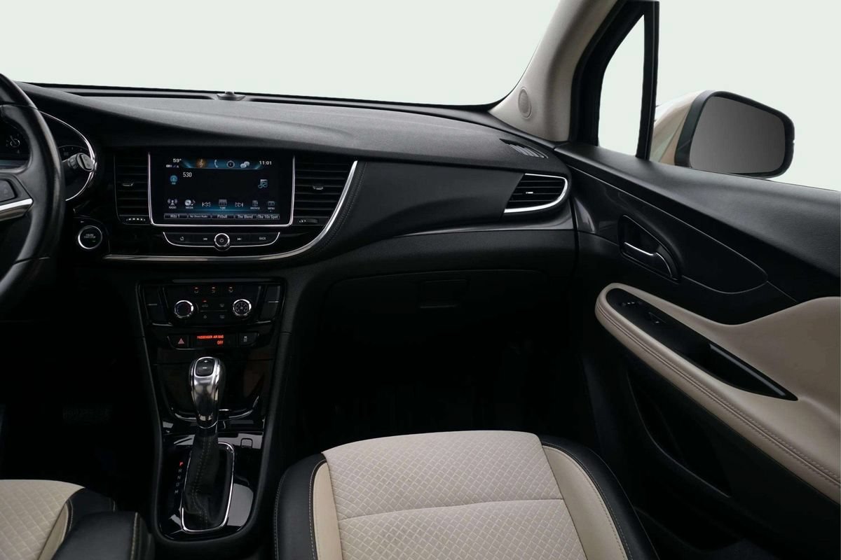 Used 2019 Buick Encore Sport Touring w/ Safety Package FWD image 22