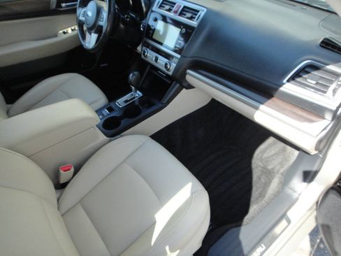 Used 2015 Subaru Legacy 2.5i Limited AWD/4WD image 15