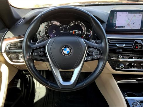 Used 2018 BMW 530i image 5
