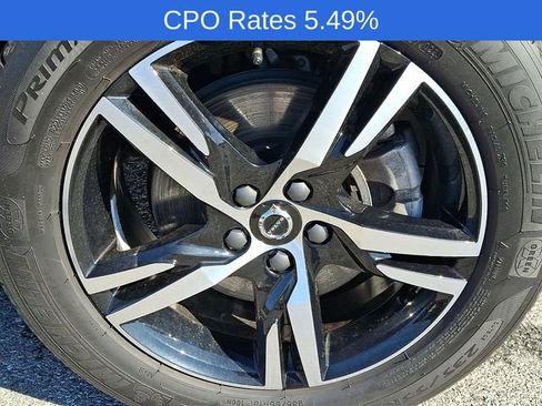 Certified 2023 Volvo XC40 B5 Plus w/ Climate Package AWD/4WD image 10