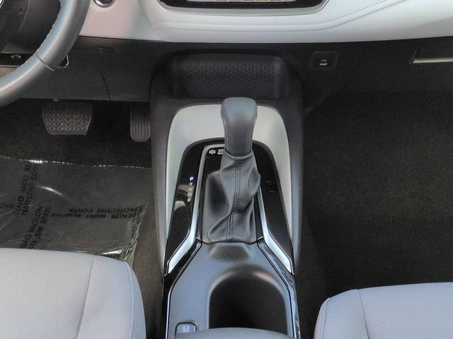 Certified 2025 Toyota Corolla SE FWD image 18