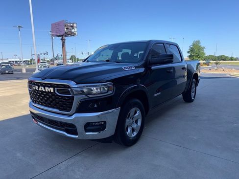 Used 2025 RAM 1500 Big Horn AWD/4WD image 5