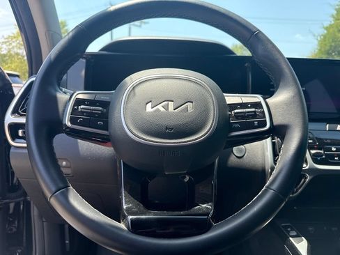 Used 2023 Kia Sorento SX FWD image 7