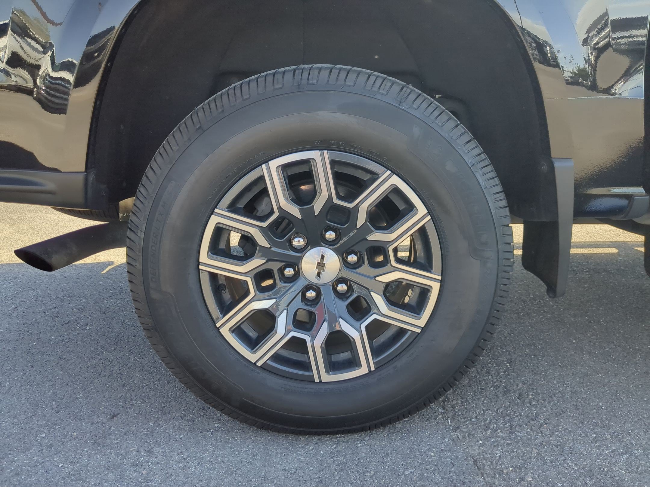 Used 2023 Chevrolet Colorado Z71 w/ Z71 Convenience Package 2 AWD/4WD image 12