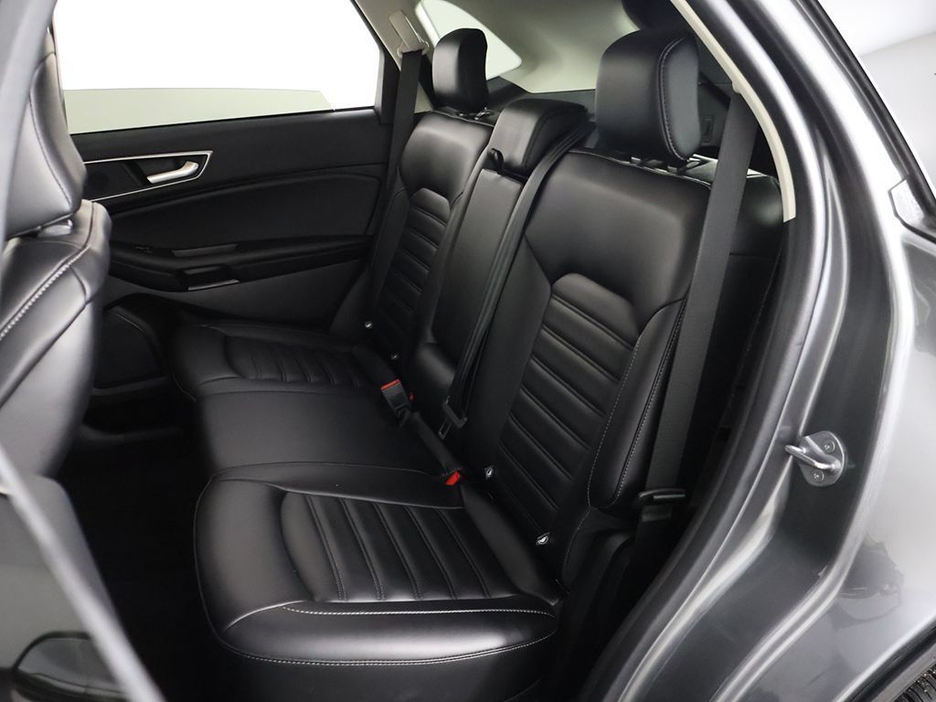 Used 2024 Ford Edge SEL w/ Convenience Package AWD/4WD image 30