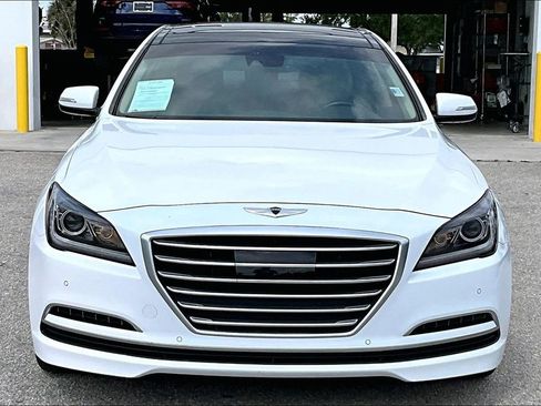 Used 2015 Hyundai Genesis 3.8 w/ Option Group 03 RWD image 10