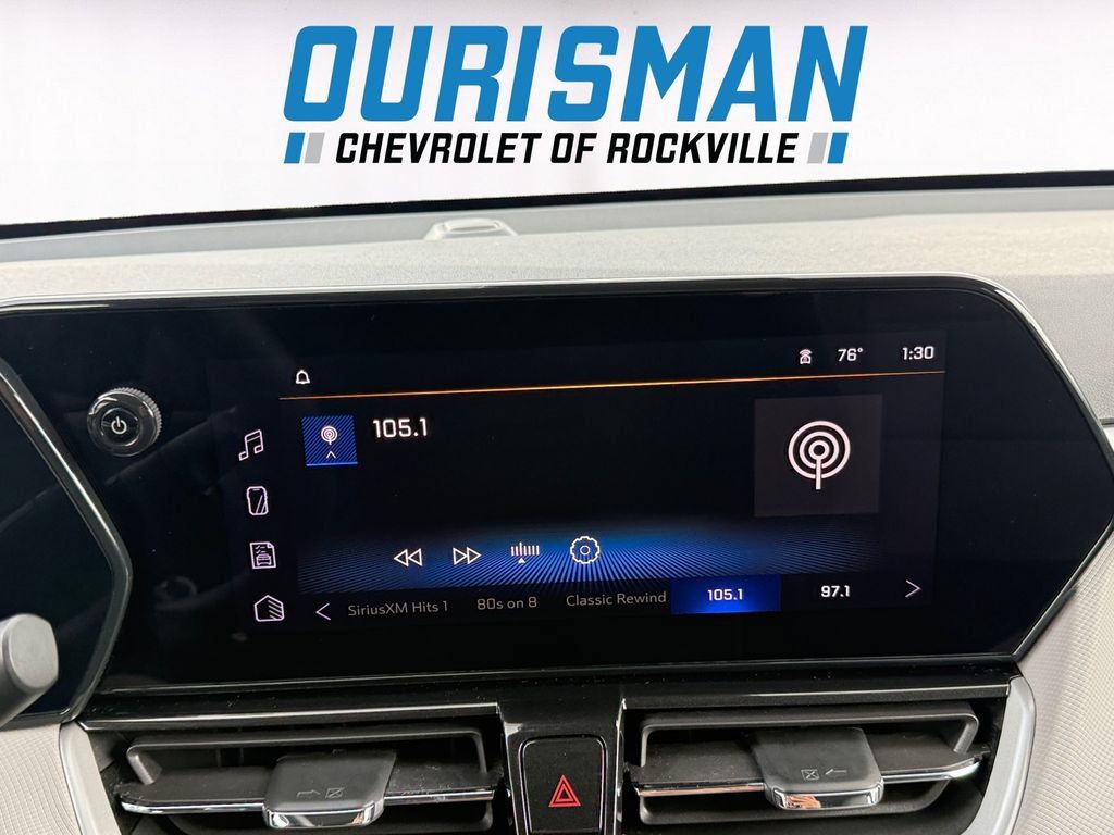 Used 2025 Chevrolet TrailBlazer LT AWD/4WD image 14