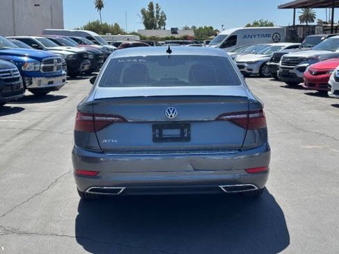 Used 2021 Volkswagen Jetta R-Line FWD image 4