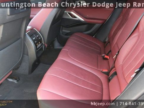 Used 2022 BMW X6 xDrive40i w/ Executive Package image 40