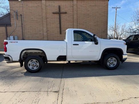 Used 2025 Chevrolet Silverado 2500 W/T w/ WT Convenience Package image 16