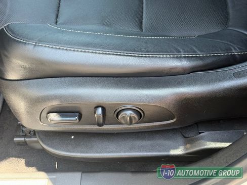 Used 2017 GMC Acadia SLT FWD image 19