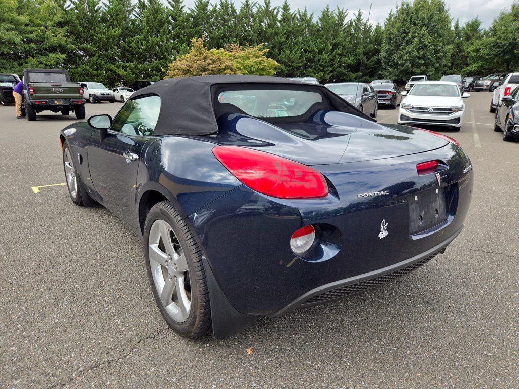 Used 2006 Pontiac Solstice Convertible w/ Premium Package RWD image 5