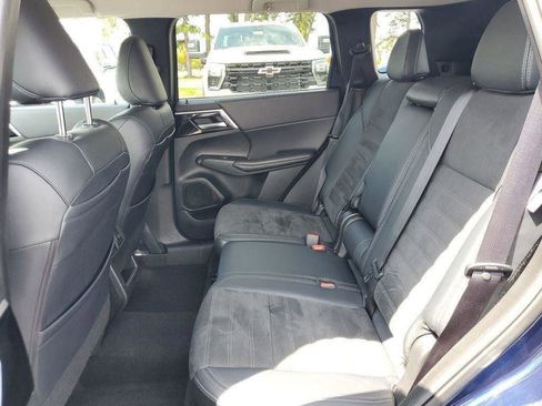 Used 2024 Mitsubishi Outlander SE AWD/4WD image 28