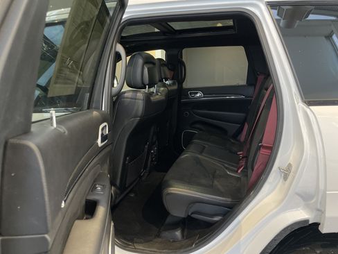 Used 2019 Jeep Grand Cherokee SRT AWD/4WD image 36