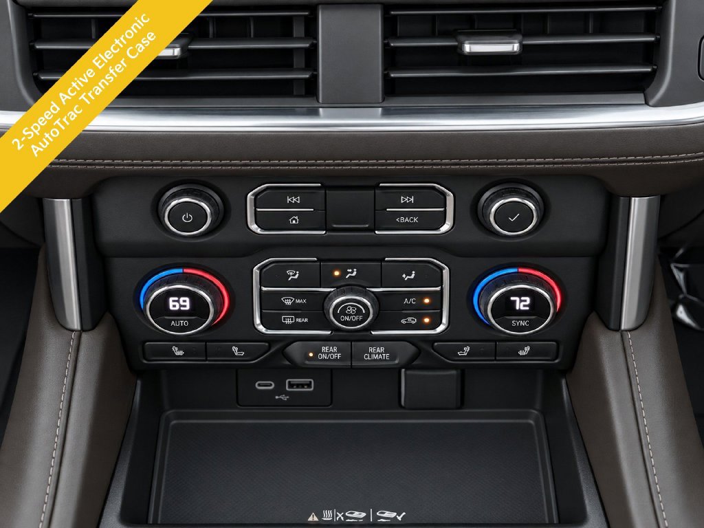 Used 2023 Chevrolet Tahoe Z71 w/ Luxury Package AWD/4WD image 27
