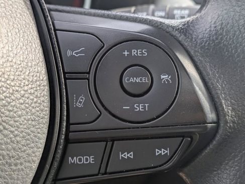 Used 2024 Toyota RAV4 XLE image 27