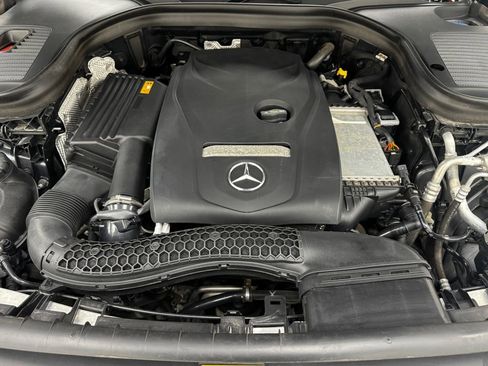 Used 2018 Mercedes-Benz GLC 300 GLC 300 image 36