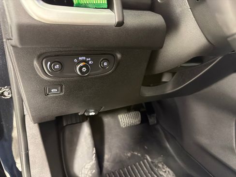 Used 2019 GMC Terrain SLT w/ Preferred Package AWD/4WD image 14