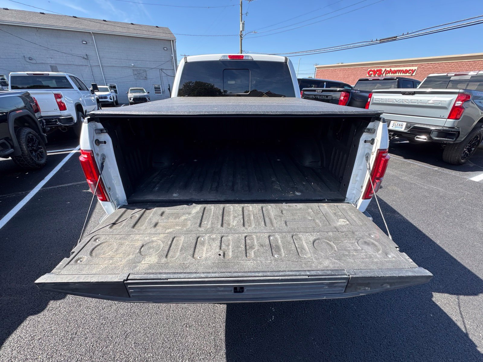Used 2016 Ford F150 Lariat w/ Equipment Group 502A Luxury AWD/4WD image 29