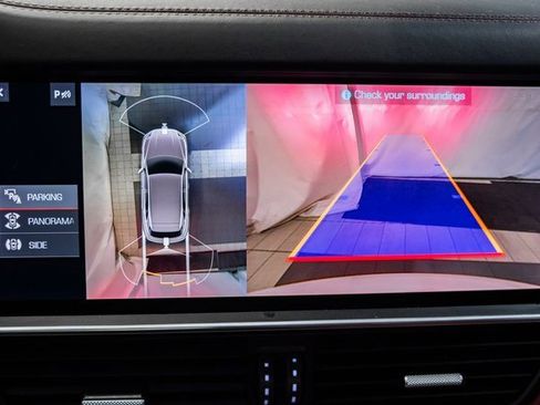 Used 2021 Porsche Cayenne Turbo image 41