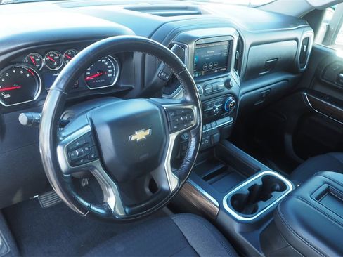 Used 2020 Chevrolet Silverado 2500 LT w/ Convenience Package image 10