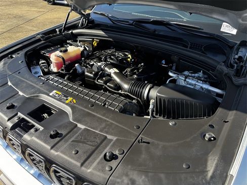 Used 2022 Jeep Grand Cherokee Limited w/ Trailer Tow Prep Group (B) image 33