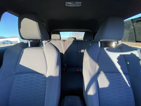 Used 2021 Toyota Corolla SE image 30