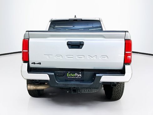 Used 2025 Toyota Tacoma TRD Off-Road image 7