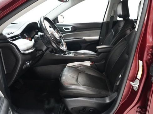 Used 2022 Jeep Compass Latitude image 16