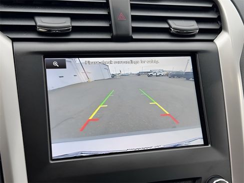 Used 2014 Ford Fusion Energi SE image 27