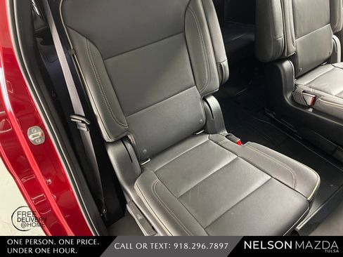 Used 2021 GMC Yukon SLT w/ SLT Premium Package image 48