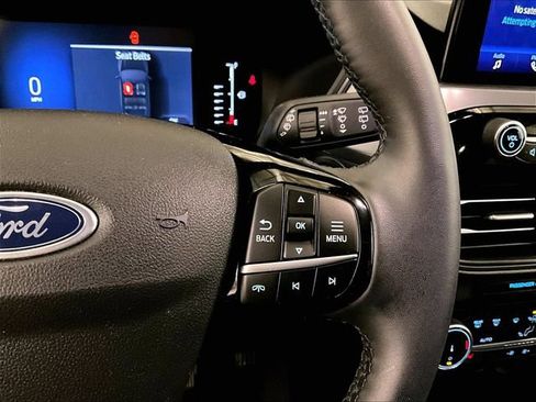 Certified 2024 Ford Escape Active AWD/4WD image 18