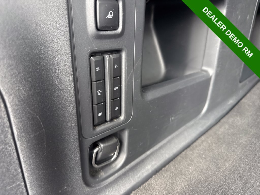 Used 2025 Ford Expedition Max Active AWD/4WD image 13