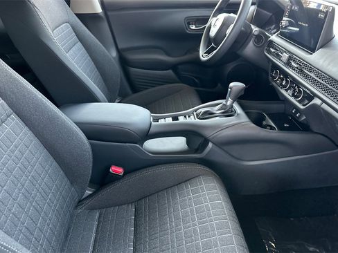 New 2026 Honda HR-V LX image 17