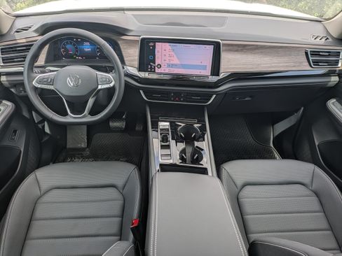 New 2026 Volkswagen Atlas SEL AWD/4WD image 17