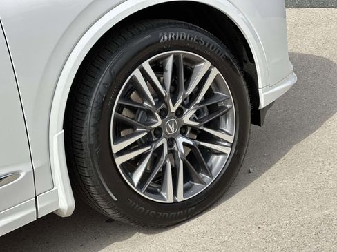 Certified 2026 Acura MDX w/ Advance Package image 7