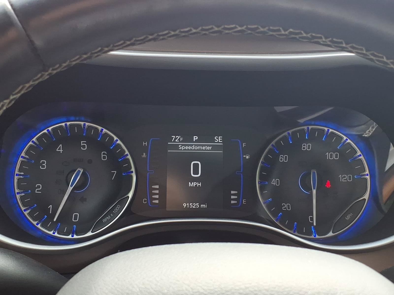 Used 2020 Chrysler Voyager LX w/ Cold Weather Group FWD image 17