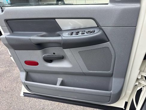 Used 2008 Dodge Ram 1500 Truck SLT w/ Cool Chrome Pkg image 26