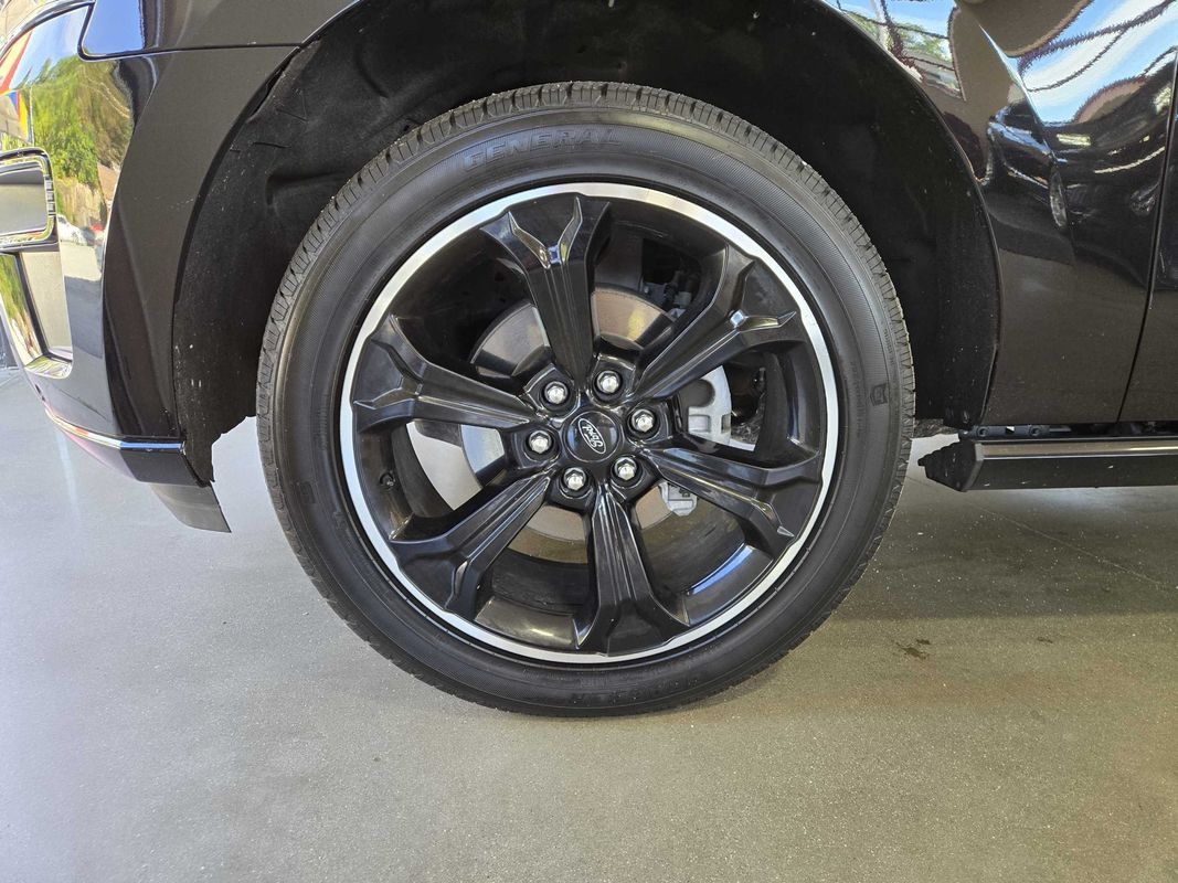 Used 2023 Ford Expedition Max Limited AWD/4WD image 10