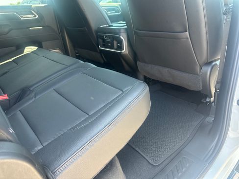 Used 2025 GMC Sierra 2500 Denali w/ Technology Package AWD/4WD image 29