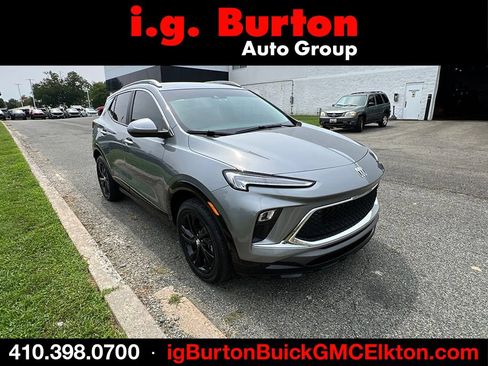 Used 2024 Buick Encore GX Sport Touring AWD/4WD image 1