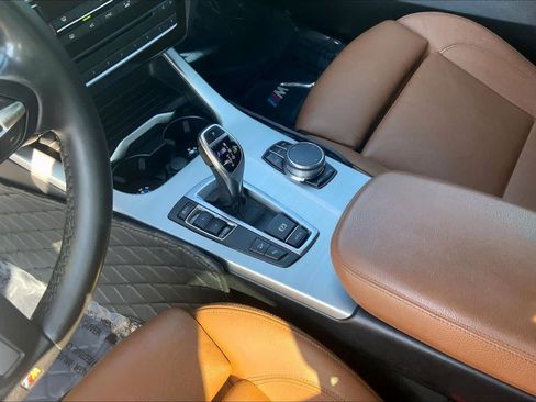 Used 2018 BMW X4 M40i w/ Driving Assistance Package AWD/4WD image 16