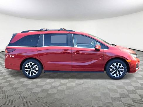 New 2026 Honda Odyssey Touring image 6