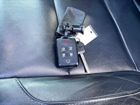 Used 2019 Chevrolet Tahoe LT AWD/4WD image 15
