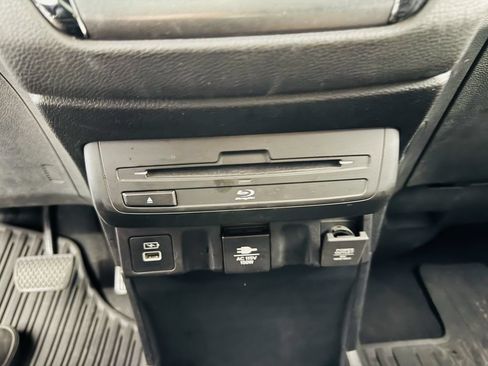 Used 2023 Honda Odyssey Touring image 22