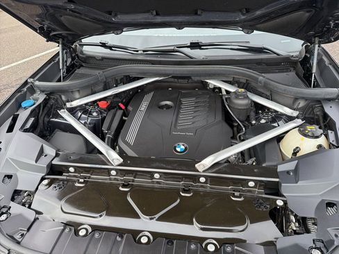 Used 2020 BMW X5 xDrive40i w/ M Sport Package image 19