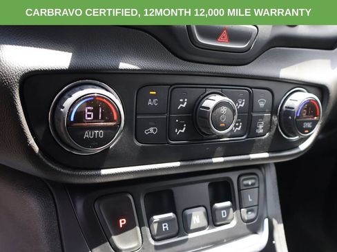 Certified 2020 GMC Terrain SLT w/ Preferred Package AWD/4WD image 30