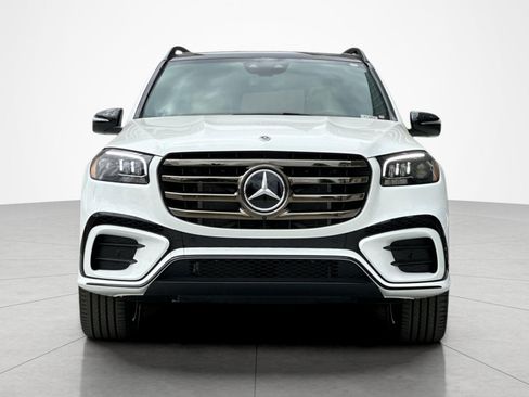 New 2026 Mercedes-Benz GLS 580 4MATIC image 8