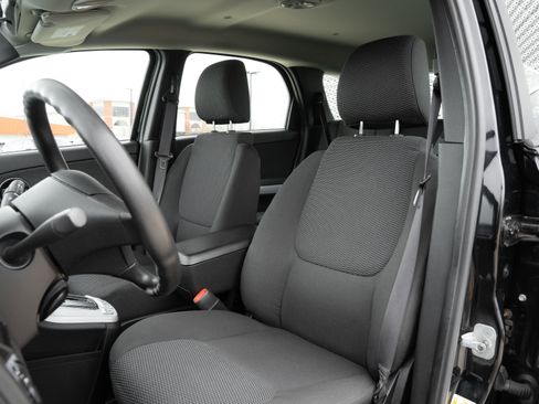 Used 2007 Pontiac Torrent AWD image 14